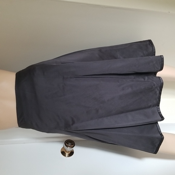 Olsen 2pc silk suit - Picture 12 of 17